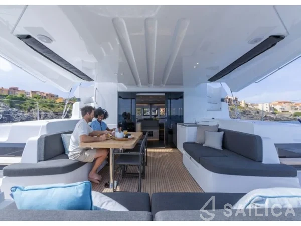 Lagoon 51 - Yacht Charter Sailica