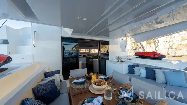 Lagoon 51 - Yacht Charter Sailica
