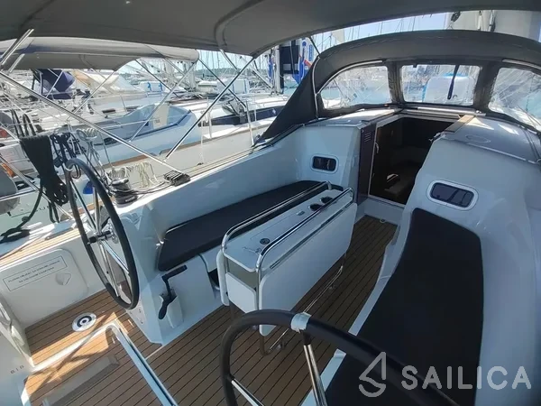 Sun Odyssey 349 - Yacht Charter Sailica