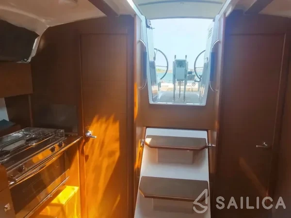 Sun Odyssey 349 - Yacht Charter Sailica