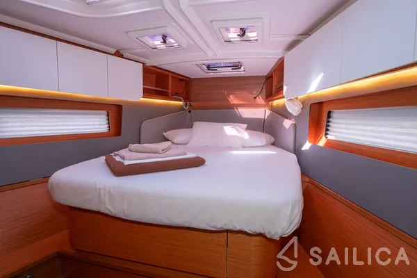 Dufour 41 - Photo #32 Dufour 41 - Yacht Charter Sailica