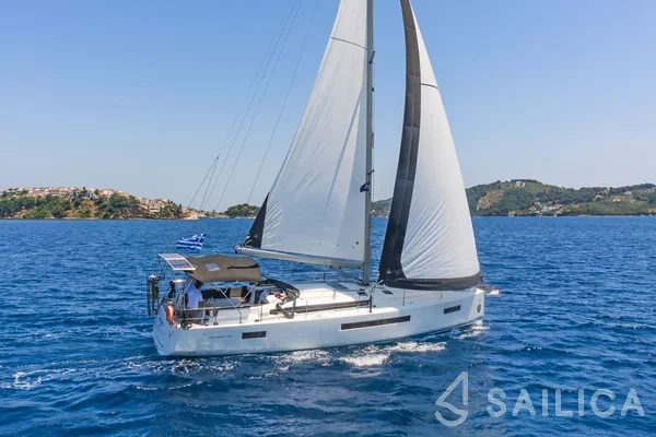 Sun Odyssey 490 - Yacht Charter Sailica