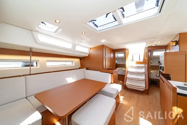 Sun Odyssey 490 - Yacht Charter Sailica