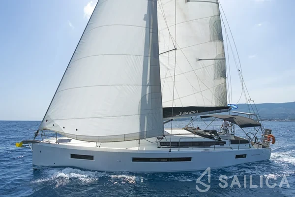 Sun Odyssey 490 - Yacht Charter Sailica