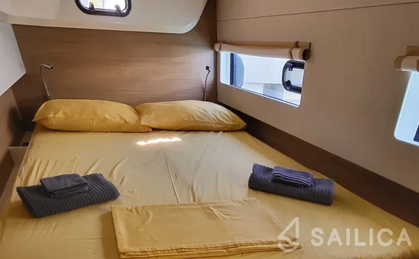 Bali Catsmart - Yacht Charter Sailica