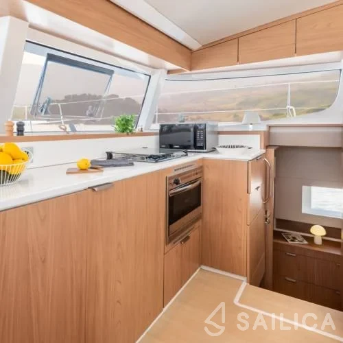 Bali Catsmart - Yacht Charter Sailica