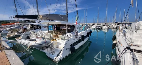 Bali Catsmart - Yacht Charter Sailica