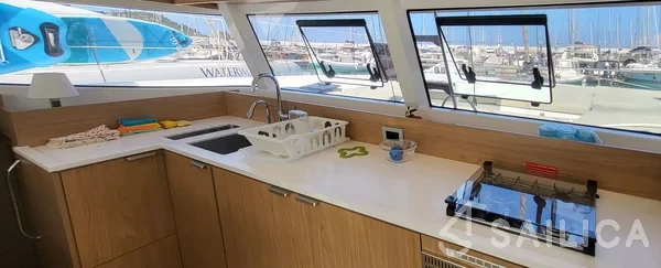Bali Catsmart - Yacht Charter Sailica