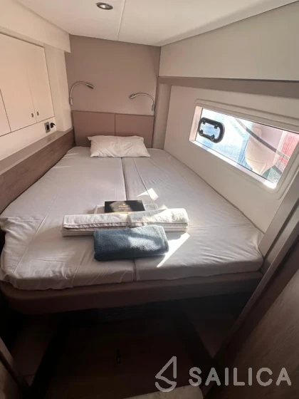 Bali 4.2 - Yacht Charter Sailica