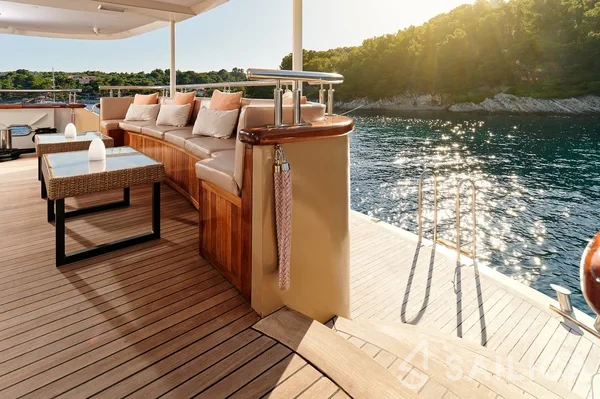 Custom Built - Yacht Charter Sailica
