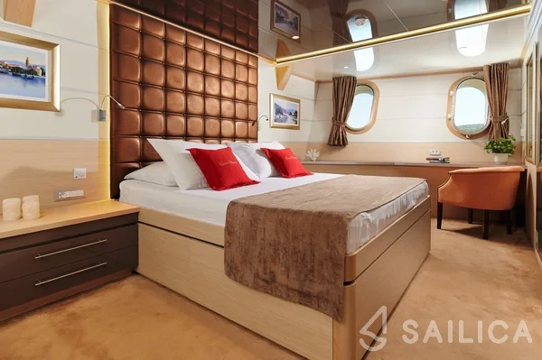 Custom Built - Yacht Charter Sailica