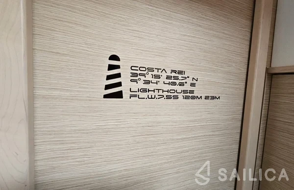 Aura 51 - Yacht Charter Sailica