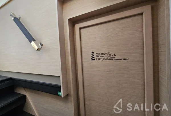 Aura 51 - Yacht Charter Sailica