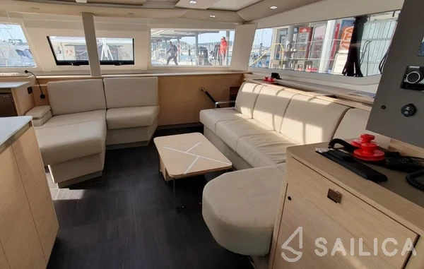 Aura 51 - Yacht Charter Sailica