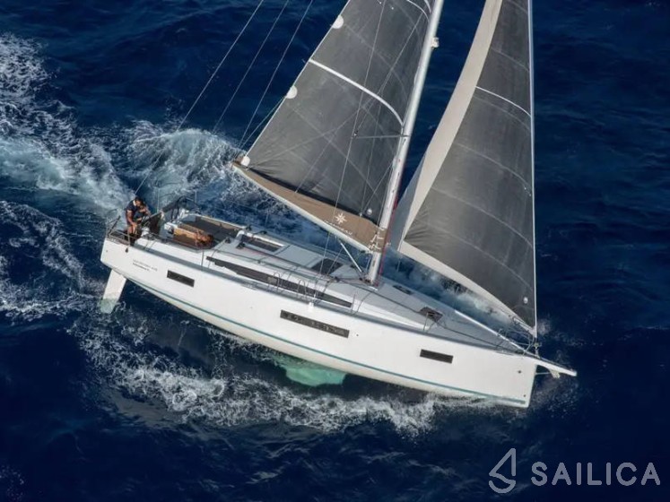 Sun Odyssey 410 - Yacht Charter Sailica