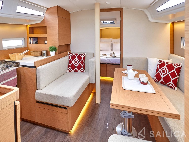 Sun Odyssey 410 - Yacht Charter Sailica