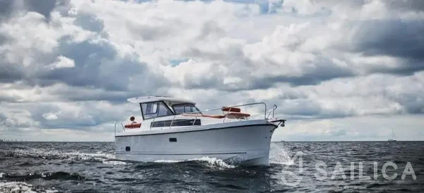 Nexus Revo 870 Prestige - Yacht Charter Sailica