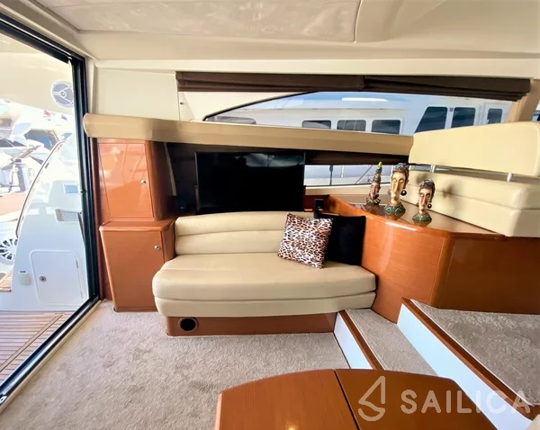 Prestige 50 Fly - Yacht Charter Sailica