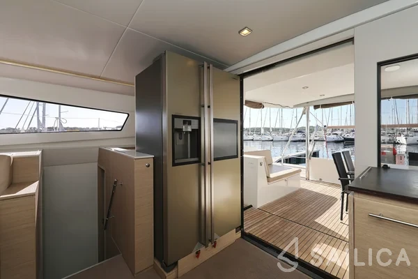 Bali 4.5 - Yacht Charter Sailica
