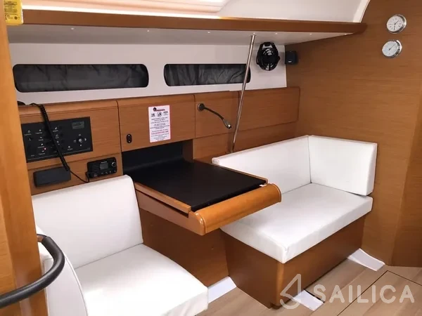 Sun Odyssey 449 - Yacht Charter Sailica