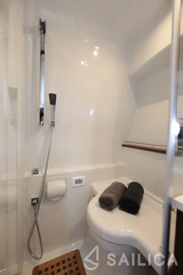 Grandezza 34 OC - Yacht Charter Sailica