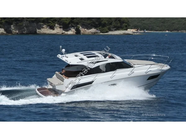 Grandezza 34 OC - Yacht Charter Sailica