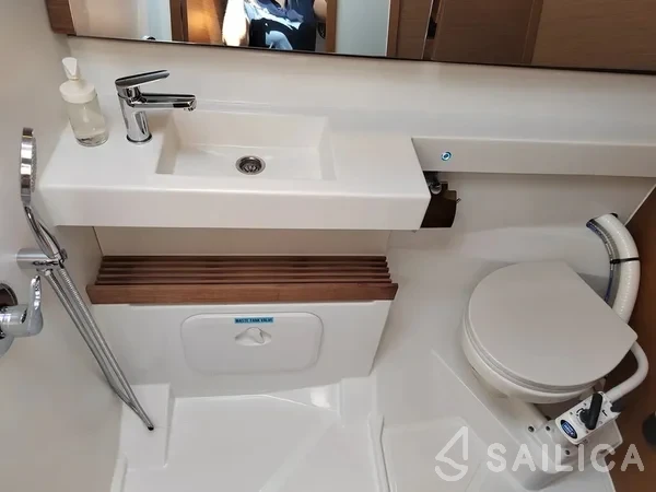 Sun Odyssey 440 - Yacht Charter Sailica
