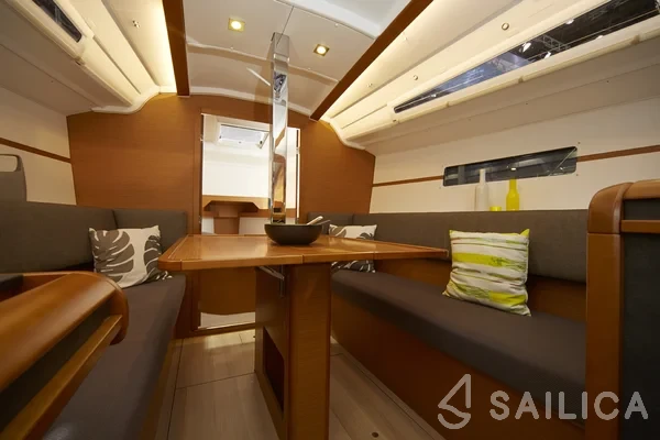 Sun Odyssey 349 - Yacht Charter Sailica