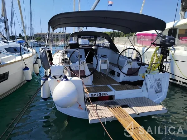 Sun Odyssey 349 - Yacht Charter Sailica
