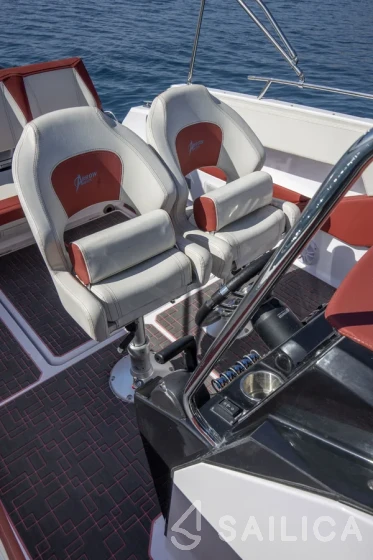 Sessa Key Largo 25 - Yacht Charter Sailica
