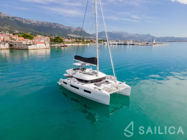 Lagoon 51 - Yacht Charter Sailica