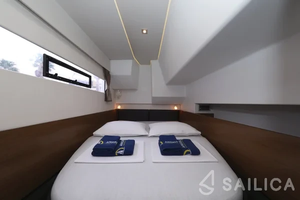 MY 37 - Yacht Charter Sailica