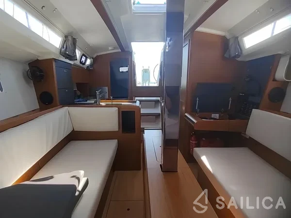 Sun Odyssey 349 - Yacht Charter Sailica