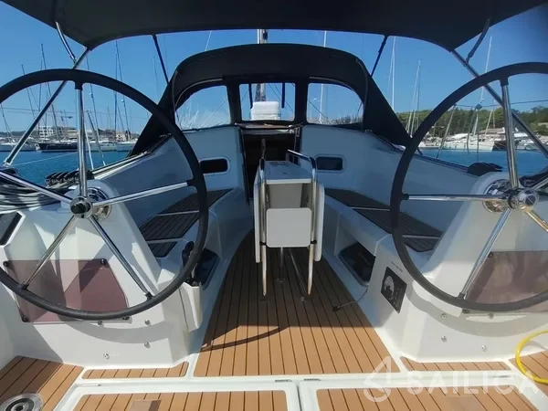 Sun Odyssey 349 - Yacht Charter Sailica