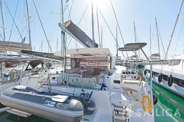Bali Catsmart - Yacht Charter Sailica