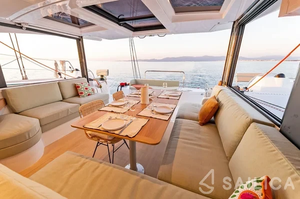 Bali Catsmart - Yacht Charter Sailica