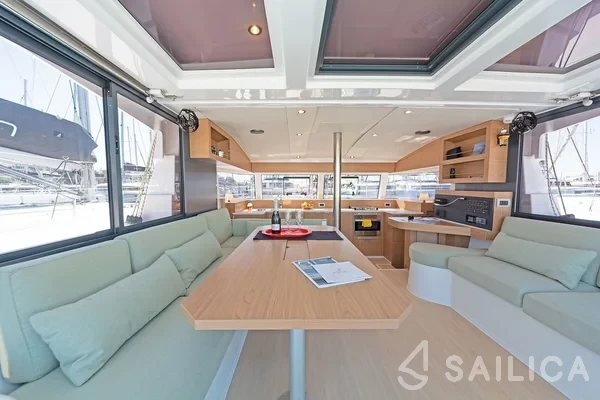 Bali Catsmart - Yacht Charter Sailica