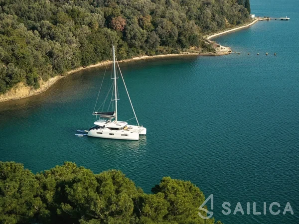 Lagoon 46  - Yacht Charter Sailica