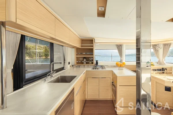 Lagoon 46  - Yacht Charter Sailica