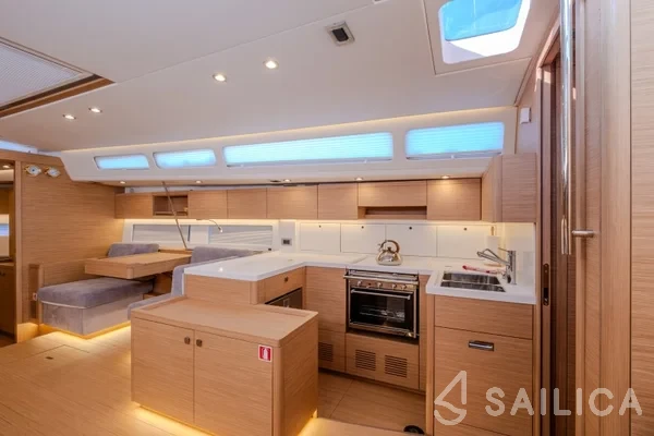 Grand Soleil 52 - Yacht Charter Sailica