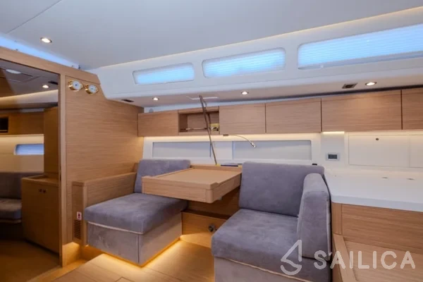 Grand Soleil 52 - Yacht Charter Sailica