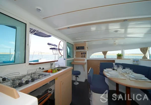 Lagoon 380 - Yacht Charter Sailica