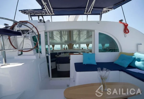 Lagoon 380 - Yacht Charter Sailica