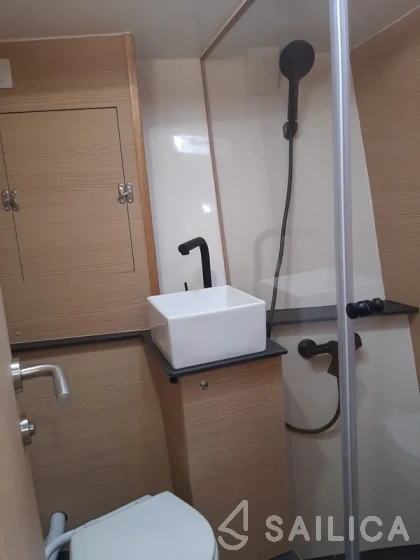 D&D Kufner 54 - Yacht Charter Sailica