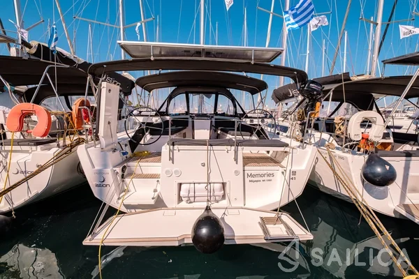Dufour 41 - Yacht Charter Sailica