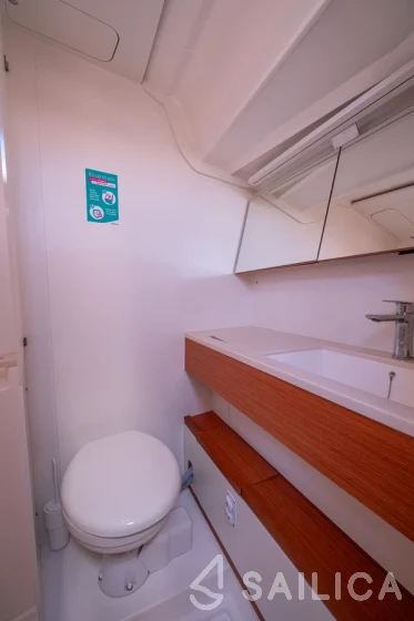 Dufour 41 - Yacht Charter Sailica