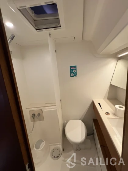 Dufour 41 - Yacht Charter Sailica