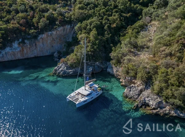 Lagoon 46  - Yacht Charter Sailica