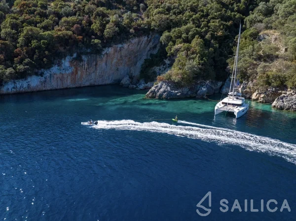 Lagoon 46  - Yacht Charter Sailica