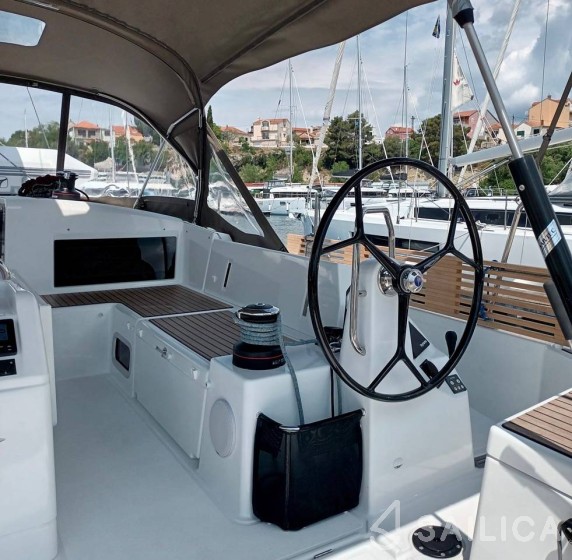 Sun Odyssey 490 - Yacht Charter Sailica